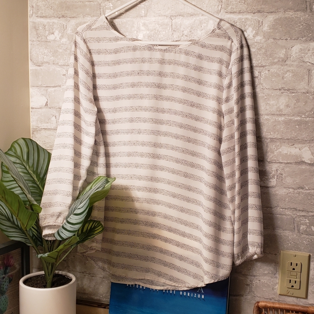 Cupcakes & Cashmere Black Dotted Stripe Blouse